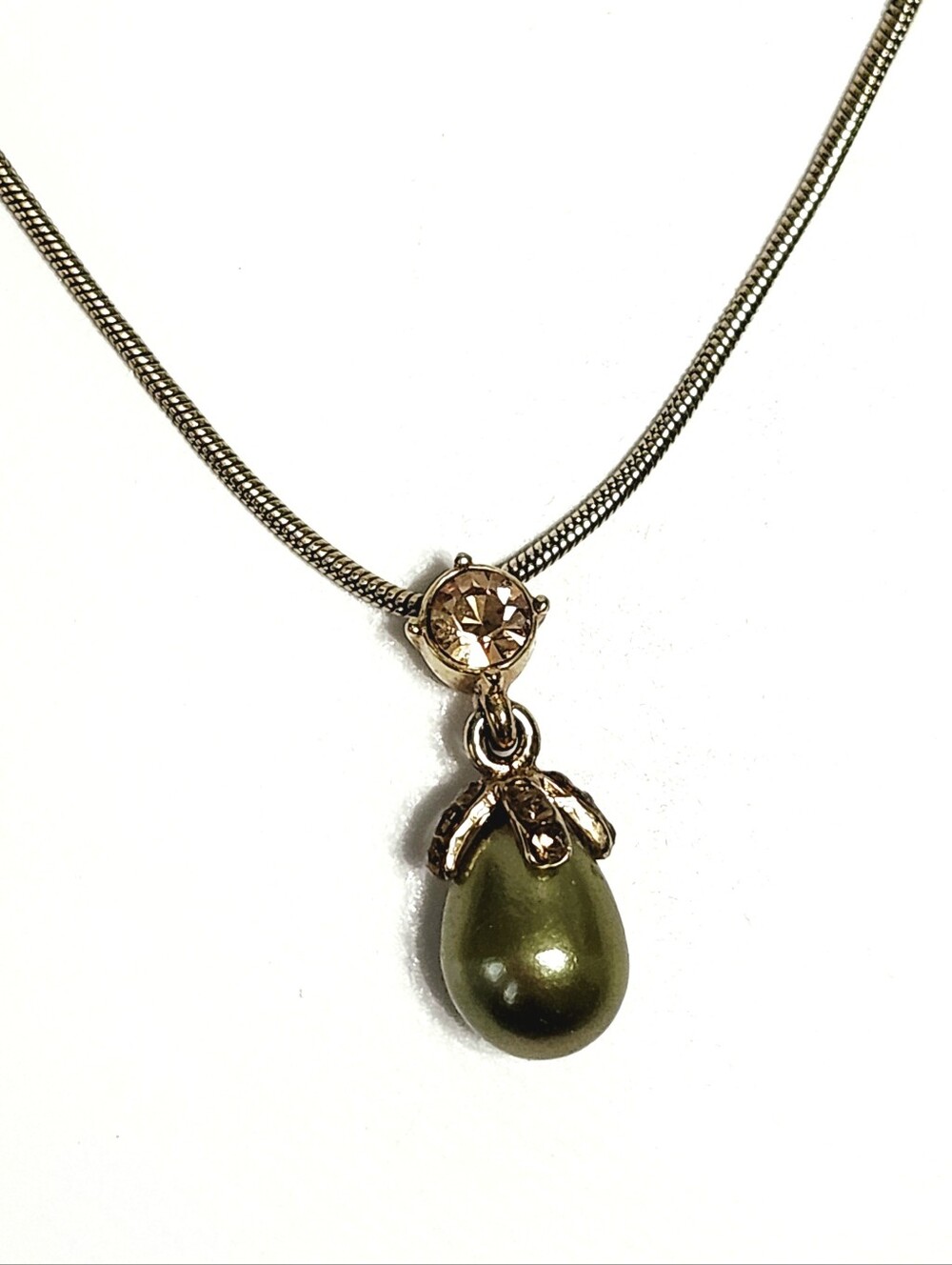 Vintage Elegant Green Pearl & Champagne Stone Teardrop Pendant Necklace 16"